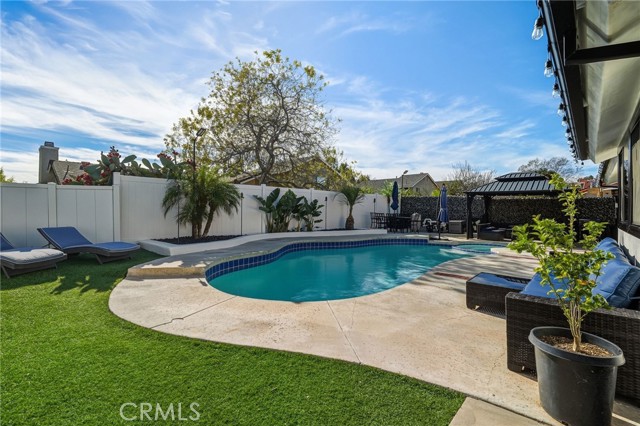 Detail Gallery Image 22 of 23 For 27630 Hartford Ave, Castaic,  CA 91384 - 3 Beds | 2 Baths