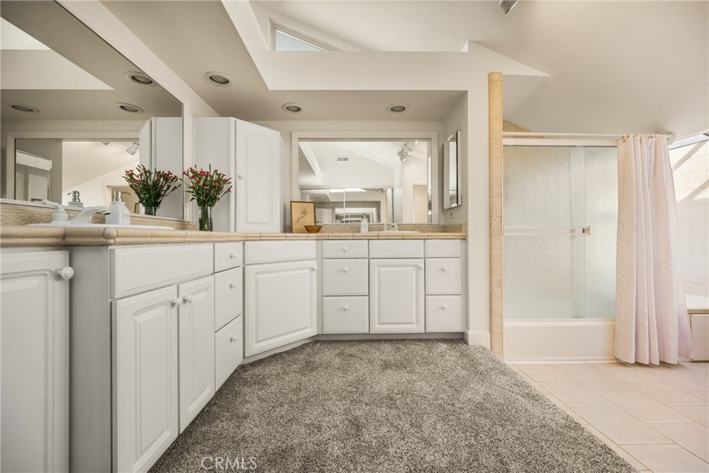 MLS #OC25253550 image #53