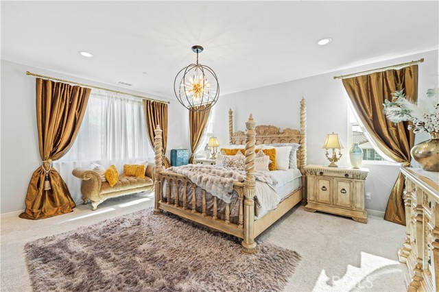 Detail Gallery Image 34 of 57 For 28618 Bloom, Saugus,  CA 91350 - 5 Beds | 4/1 Baths