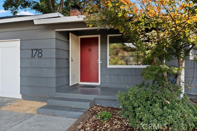 178 Terrace Drive, Chico CA: https://media.crmls.org/medias/d0482299-054a-4a90-9e59-8046a31d84dc.jpg