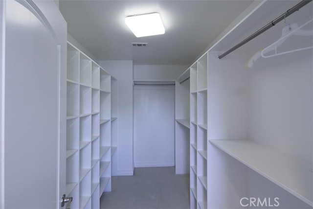 801 S Michillinda Avenue, Pasadena CA: https://media.crmls.org/medias/d048453c-0fa2-4ae7-9886-a164d80faacb.jpg