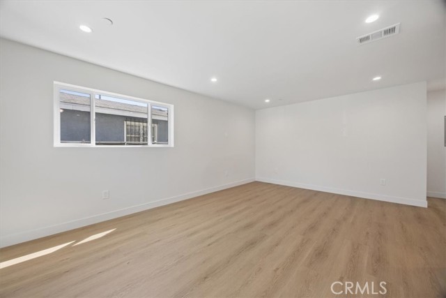 Detail Gallery Image 11 of 51 For 1154 W 67th, Los Angeles,  CA 90044 - – Beds | – Baths