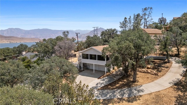 Detail Gallery Image 8 of 49 For 501 Old State Rd, Wofford Heights,  CA 93285 - 4 Beds | 3 Baths