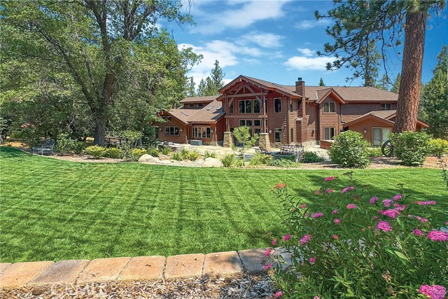 42143 Switzerland Drive, Big Bear CA: https://media.crmls.org/medias/d04b2288-c654-4423-9e2c-dd80a0cc665a.jpg