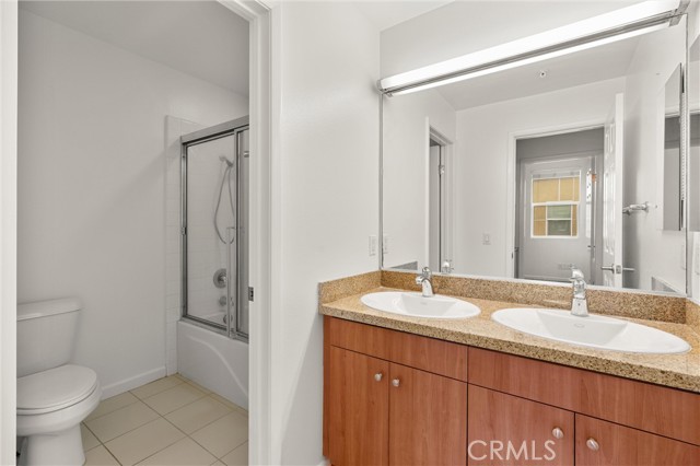 Detail Gallery Image 16 of 27 For 408 E Jeanette, Santa Ana,  CA 92705 - 4 Beds | 2/1 Baths