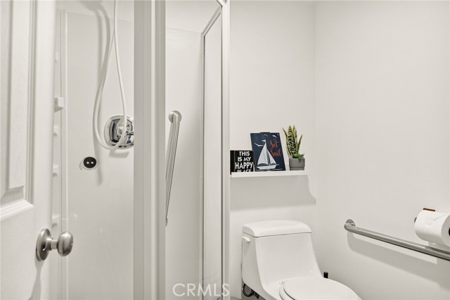 Detail Gallery Image 31 of 46 For 999 Mercury Way, Crestline,  CA 92325 - 4 Beds | 3/1 Baths