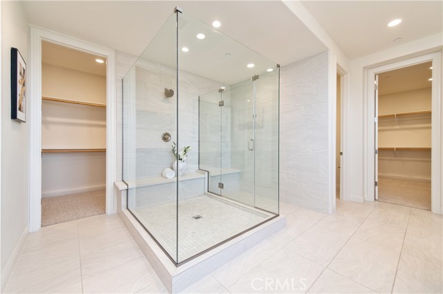 124 Cruiser, Irvine CA: https://media.crmls.org/medias/d04bc590-7b3e-488b-b732-afaf43280c81.jpg