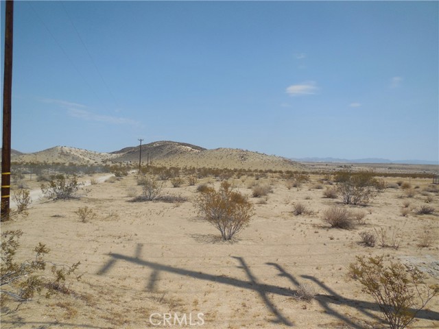 Detail Gallery Image 4 of 10 For 1108 2 Mile Rd Rd, Twentynine Palms,  CA 92277 - – Beds | – Baths