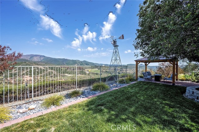 21672 High Country Drive, Rancho Santa Margarita CA: https://media.crmls.org/medias/d04ca9b6-1e9f-495f-8000-6091ba49b973.jpg