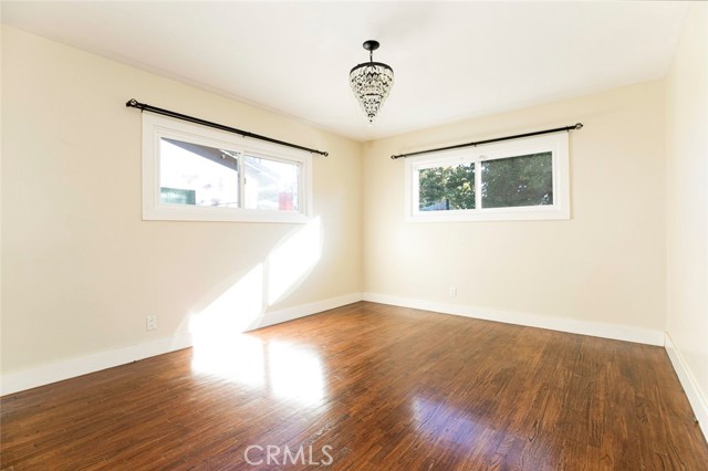 Detail Gallery Image 21 of 27 For 15808 Valerio St, Van Nuys,  CA 91406 - 3 Beds | 2 Baths