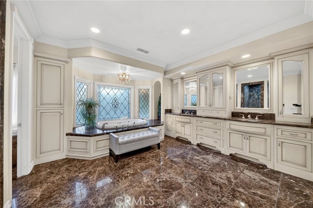 Detail Gallery Image 27 of 75 For 40833 Calle Bandido, Murrieta,  CA 92562 - 8 Beds | 7/2 Baths