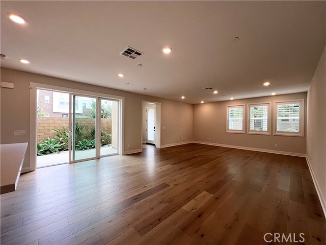 Detail Gallery Image 12 of 39 For 108 Chorus, Irvine,  CA 92618 - 3 Beds | 2/1 Baths