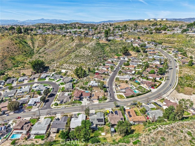 Detail Gallery Image 34 of 36 For 27920 Camp Plenty Rd, Canyon Country,  CA 91351 - 3 Beds | 2 Baths