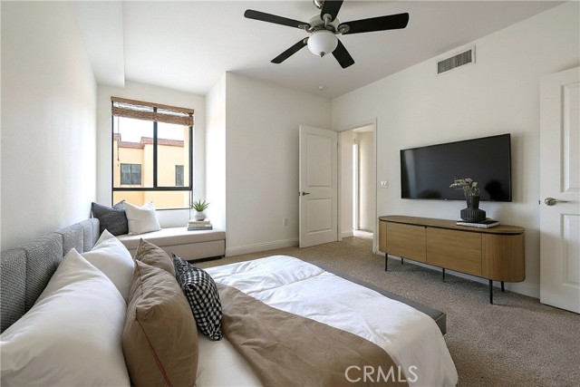 Detail Gallery Image 12 of 28 For 6938 Laurel Canyon Blvd #304,  North Hollywood,  CA 91605 - 2 Beds | 2 Baths