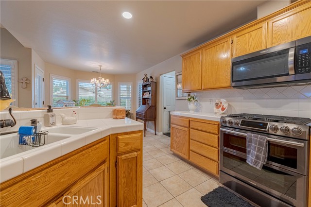 Detail Gallery Image 43 of 63 For 726 Nighthawk, Merced,  CA 95340 - 4 Beds | 3 Baths