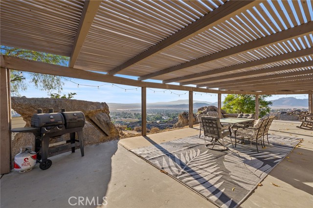 29740 Nogues Road, Nuevo CA: https://media.crmls.org/medias/d0527f3a-1c08-498e-abbf-7a376d928fbc.jpg