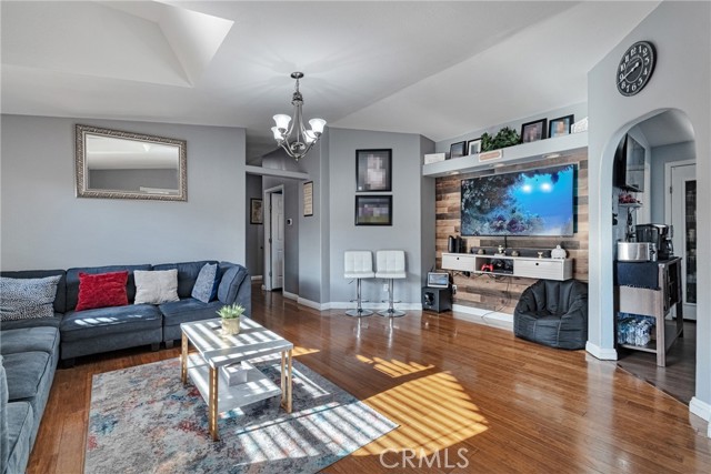 20401 Soledad Canyon Road, Canyon Country CA: https://media.crmls.org/medias/d052898d-4c5e-4caa-9578-6571ffcce2f2.jpg