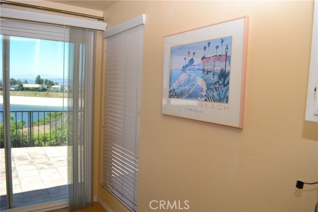 Detail Gallery Image 7 of 28 For 7049 E Viewpoint Ln, Anaheim Hills,  CA 92807 - 3 Beds | 2 Baths