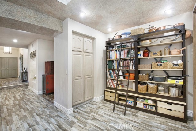 Detail Gallery Image 10 of 38 For 28631 Mill Pond, Mission Viejo,  CA 92692 - 3 Beds | 3 Baths