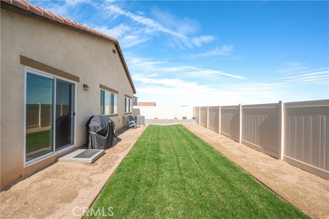 Detail Gallery Image 32 of 44 For 10657 Appaloosa, Hesperia,  CA 92345 - 4 Beds | 3 Baths