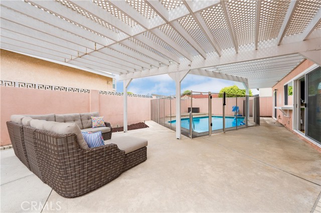 Detail Gallery Image 34 of 37 For 3661 Wisteria, Seal Beach,  CA 90740 - 4 Beds | 3 Baths