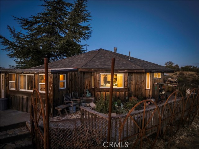 Detail Gallery Image 9 of 72 For 2505 Smith Rd, Bradley,  CA 93426 - 3 Beds | 2 Baths