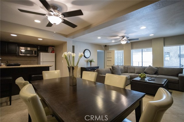 Detail Gallery Image 33 of 33 For 222 N Rose #8,  Burbank,  CA 91505 - 2 Beds | 2 Baths