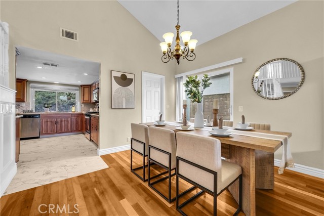 Detail Gallery Image 6 of 28 For 15586 Quiet Oak, Chino Hills,  CA 91709 - 5 Beds | 3 Baths