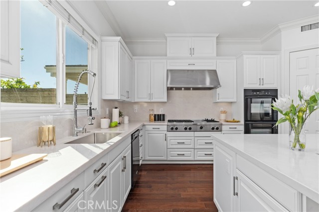 Detail Gallery Image 12 of 42 For 18754 Turfway Park, Yorba Linda,  CA 92886 - 4 Beds | 4 Baths