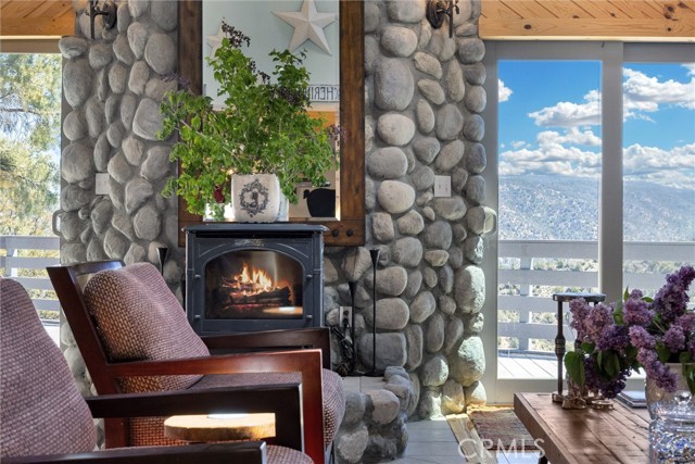 Detail Gallery Image 4 of 54 For 2104 St. Bernard Dr, –,  CA 93222 - 4 Beds | 2/1 Baths