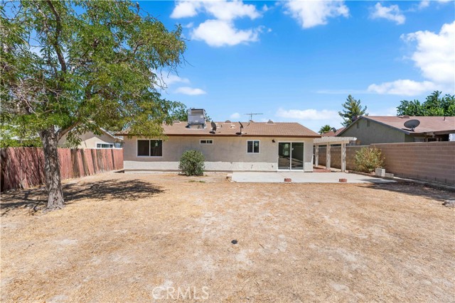 37317 53rd E Street, Palmdale CA: https://media.crmls.org/medias/d056f9b5-de47-4950-99fa-039afa0723a7.jpg