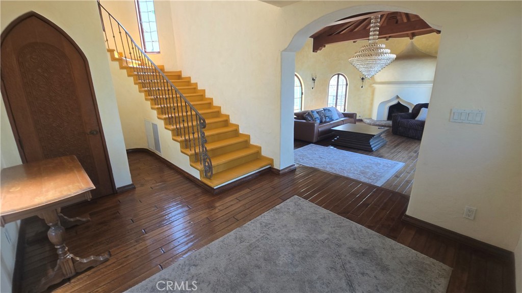 MLS #SB25275349 image #2