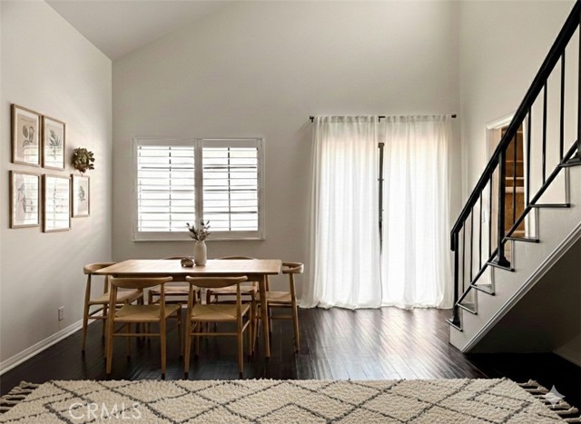 Detail Gallery Image 3 of 29 For 227 S Madison, Pasadena,  CA 91101 - 2 Beds | 2/1 Baths