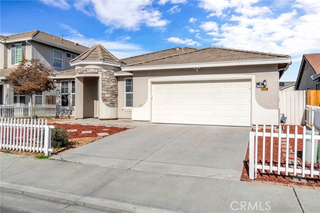 Detail Gallery Image 2 of 34 For 1049 Stanford, Madera,  CA 93637 - 3 Beds | 2 Baths