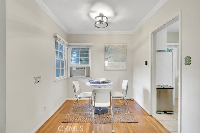 Detail Gallery Image 12 of 32 For 4270 Troost, Studio City,  CA 91604 - 2 Beds | 1 Baths