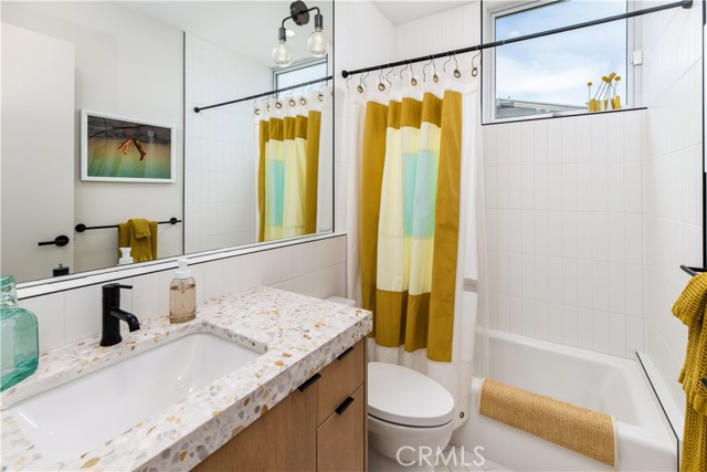 68 E F Street, Encinitas CA: https://media.crmls.org/medias/d059126e-d618-4c29-a68d-c466cc96775b.jpg