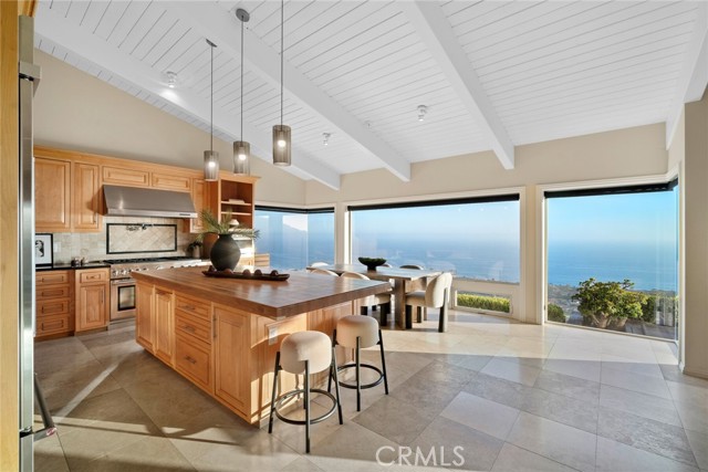 Detail Gallery Image 4 of 11 For 32131 Sea Island Dr, Dana Point,  CA 92629 - 4 Beds | 3 Baths