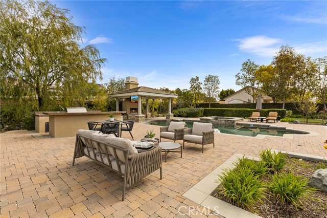 19103 Green Oaks Road, Yorba Linda CA: https://media.crmls.org/medias/d05ae301-8758-4374-878a-81f42203d2da.jpg