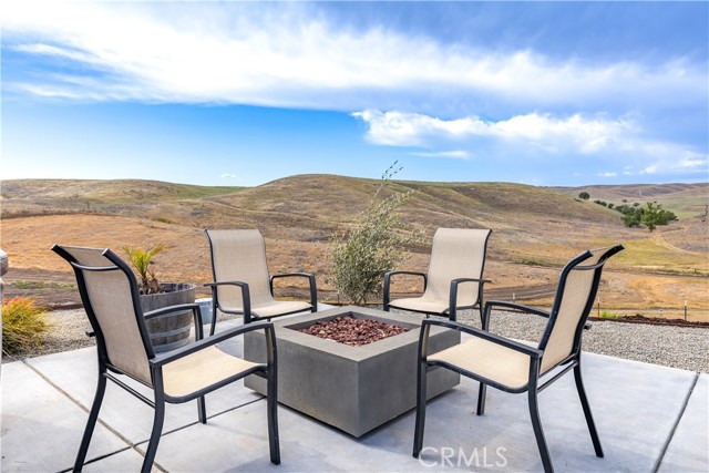 3150 Bluegrass Place, Creston CA: https://media.crmls.org/medias/d05b7e03-6489-4ca5-9719-db441b54677e.jpg