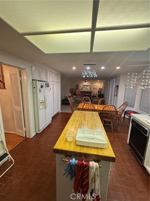 Detail Gallery Image 11 of 30 For 15266 El Selinda, Hacienda Heights,  CA 91745 - 4 Beds | 3 Baths