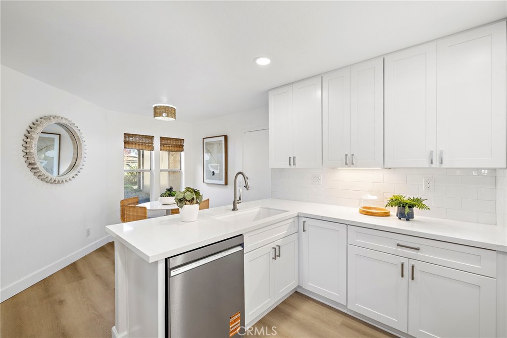 MLS #OC25266133 image #9