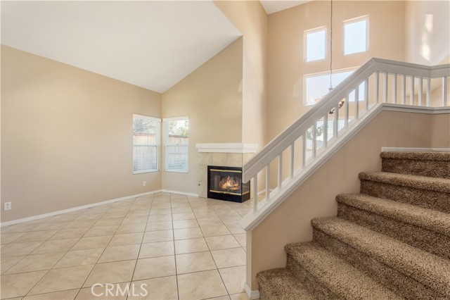 Detail Gallery Image 8 of 25 For 44715 Calle Banuelos, Temecula,  CA 92592 - 4 Beds | 2/1 Baths