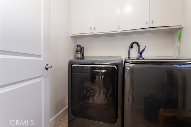 9434 Mclennan Avenue, Northridge CA: https://media.crmls.org/medias/d05ee877-d41a-4846-8db5-83f369abc363.jpg