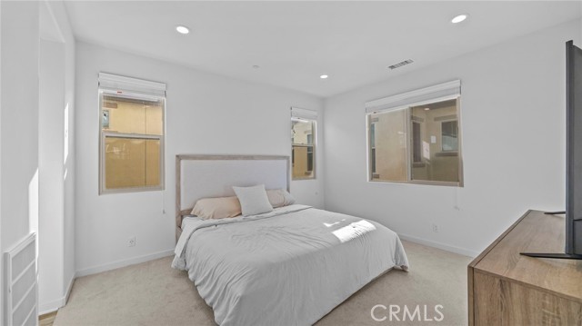 Detail Gallery Image 13 of 48 For 16122 Meadowhouse Ave, Chino,  CA 91708 - 4 Beds | 3 Baths