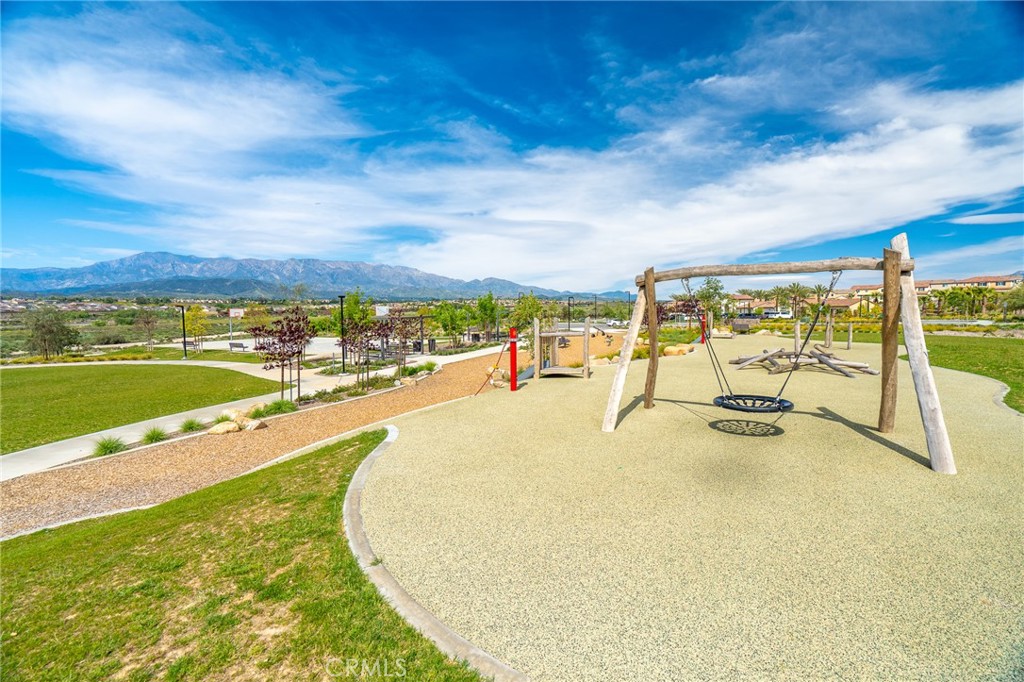 MLS #IV25222335 image #28