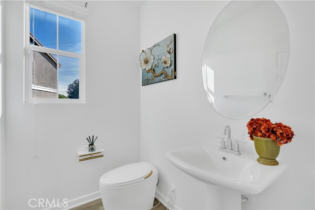 Detail Gallery Image 16 of 58 For 14745 Gulfstream Ln, Moreno Valley,  CA 92553 - 5 Beds | 3/1 Baths