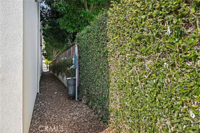Detail Gallery Image 23 of 27 For 44 Coronado St #202,  Ventura,  CA 93001 - 2 Beds | 2/1 Baths