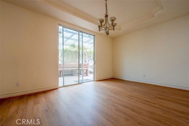 51 E Colorado Boulevard, Arcadia CA: https://media.crmls.org/medias/d0613d39-24d7-422d-9386-7120d695fbfa.jpg