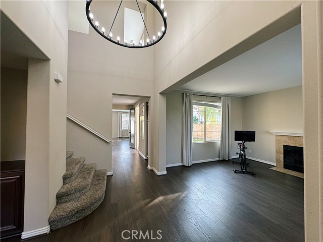 Detail Gallery Image 3 of 27 For 32469 Quiet Trail, Winchester,  CA 92596 - 5 Beds | 4/1 Baths
