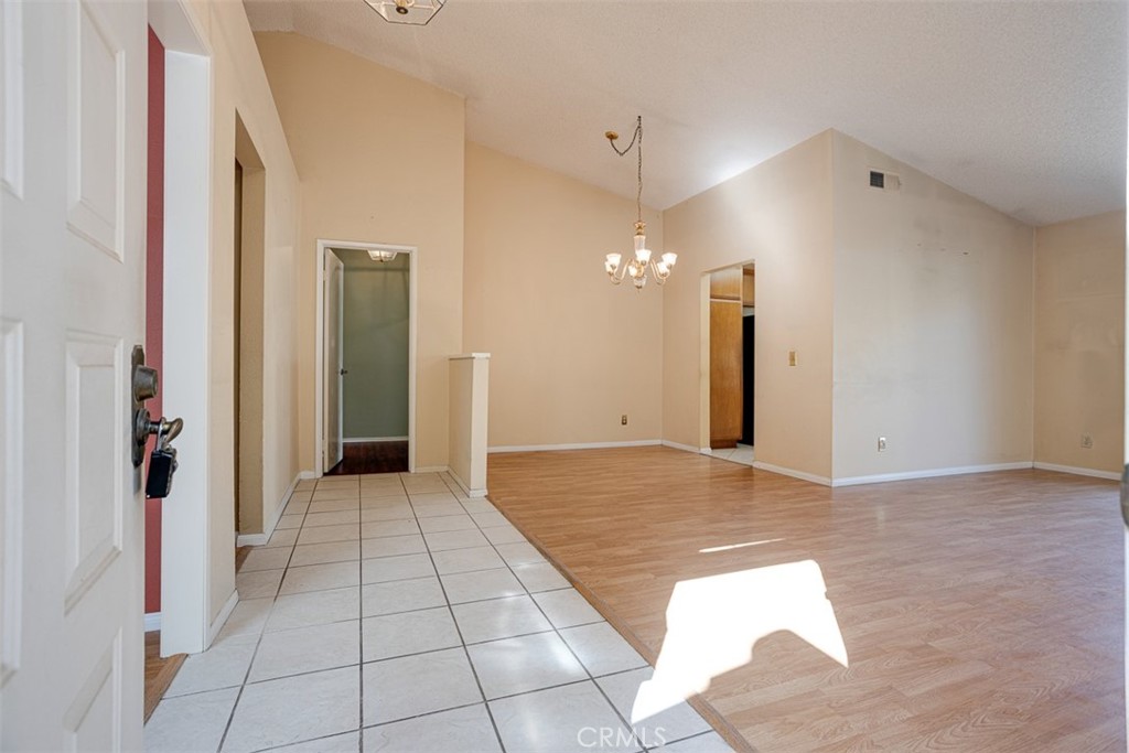 MLS #CV25228519 image #4